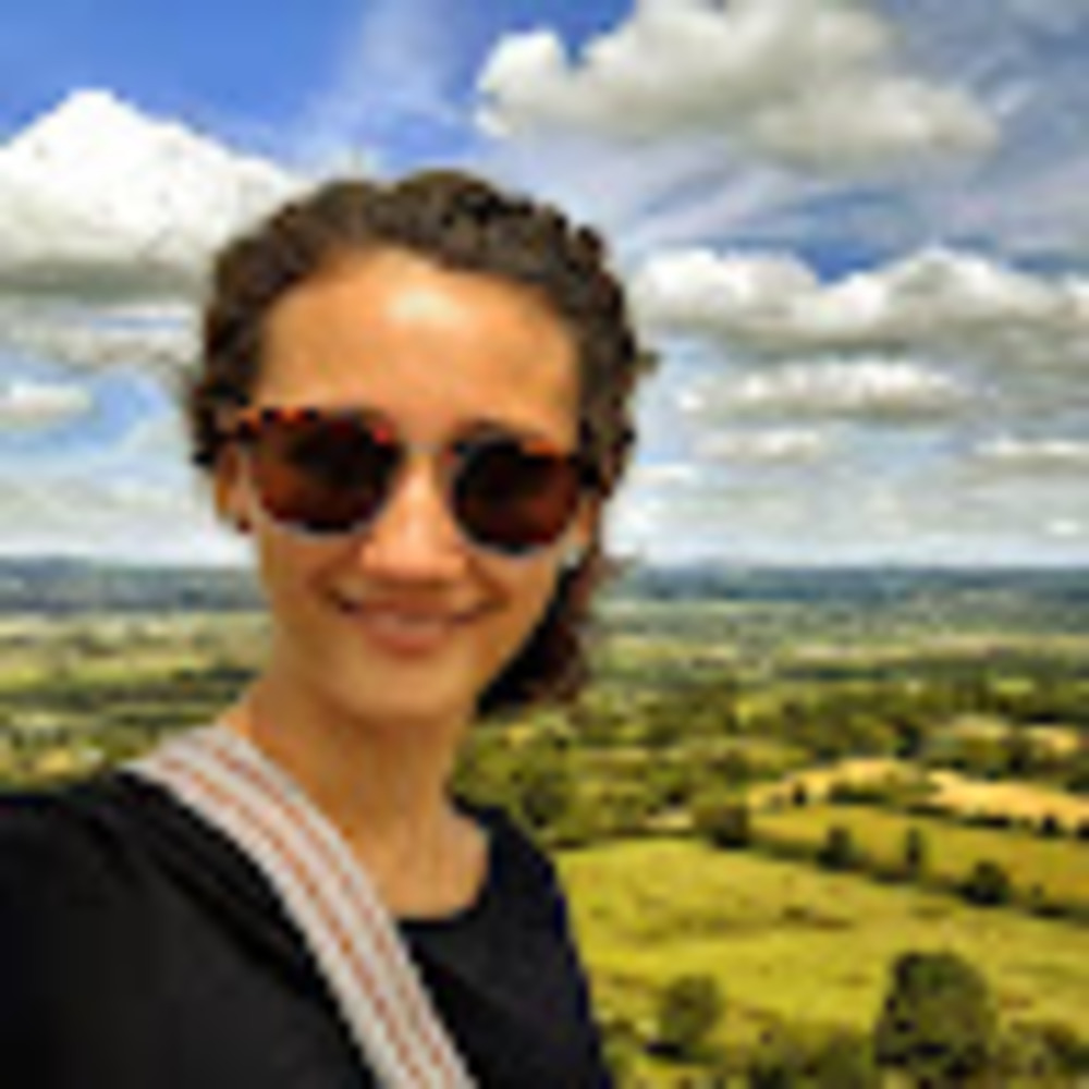 Meet your Posher, Cecilia